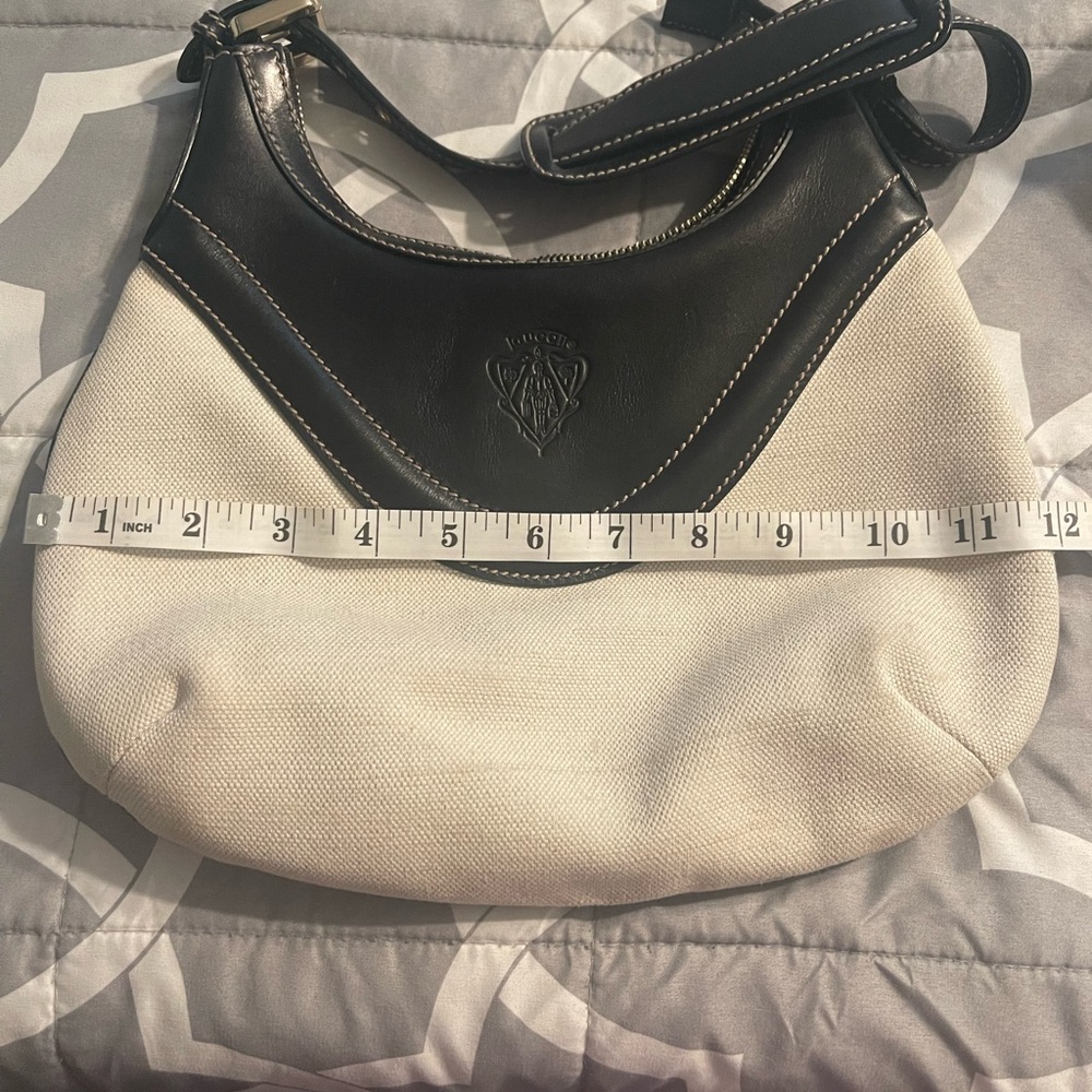 Rare! Authentic Gucci Black leather and Cream Canvas/Durable Clothe Women's Bag